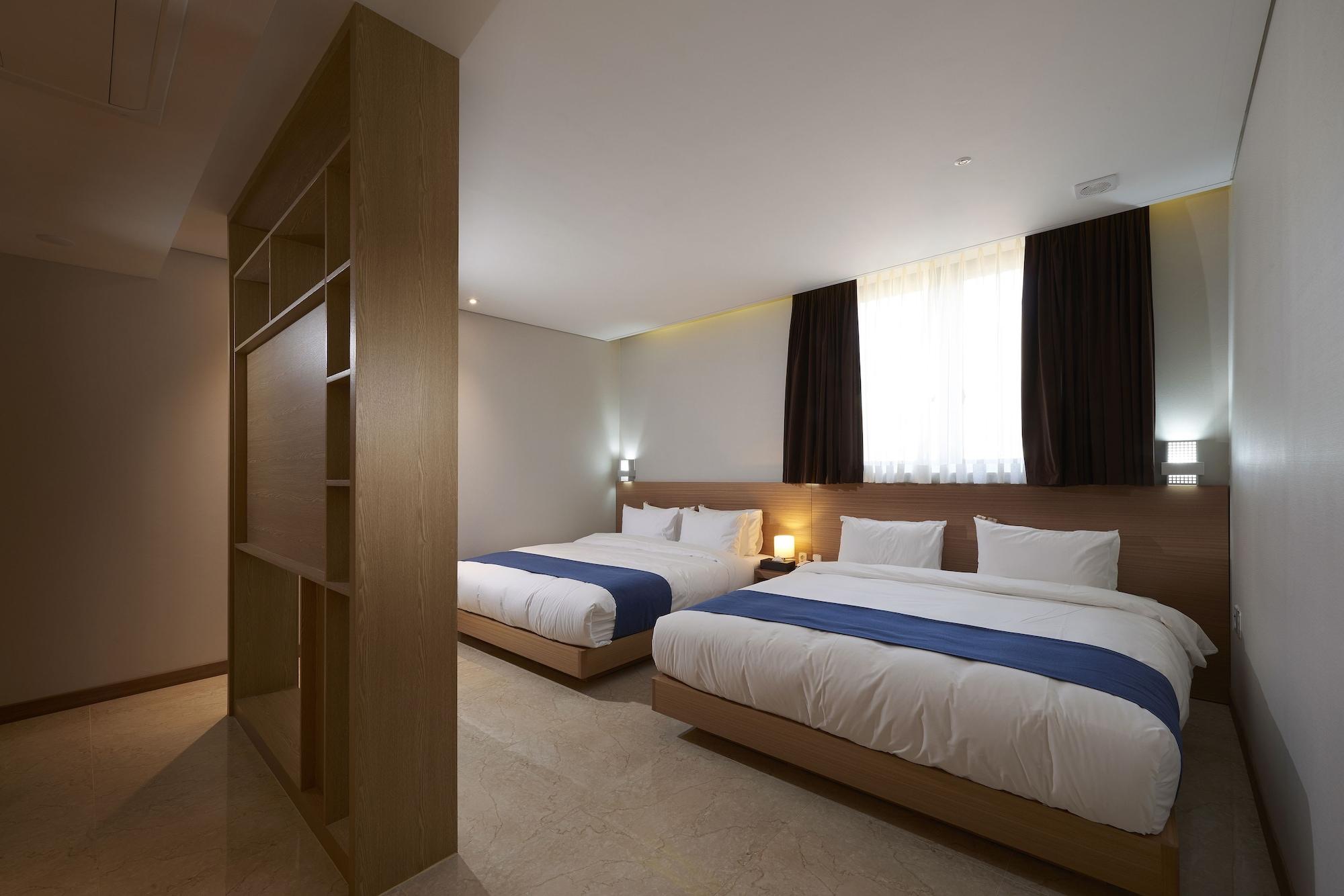 Benikea Hotel Yangsan Exterior foto