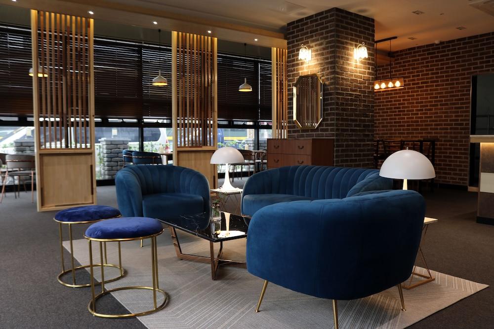 Benikea Hotel Yangsan Exterior foto