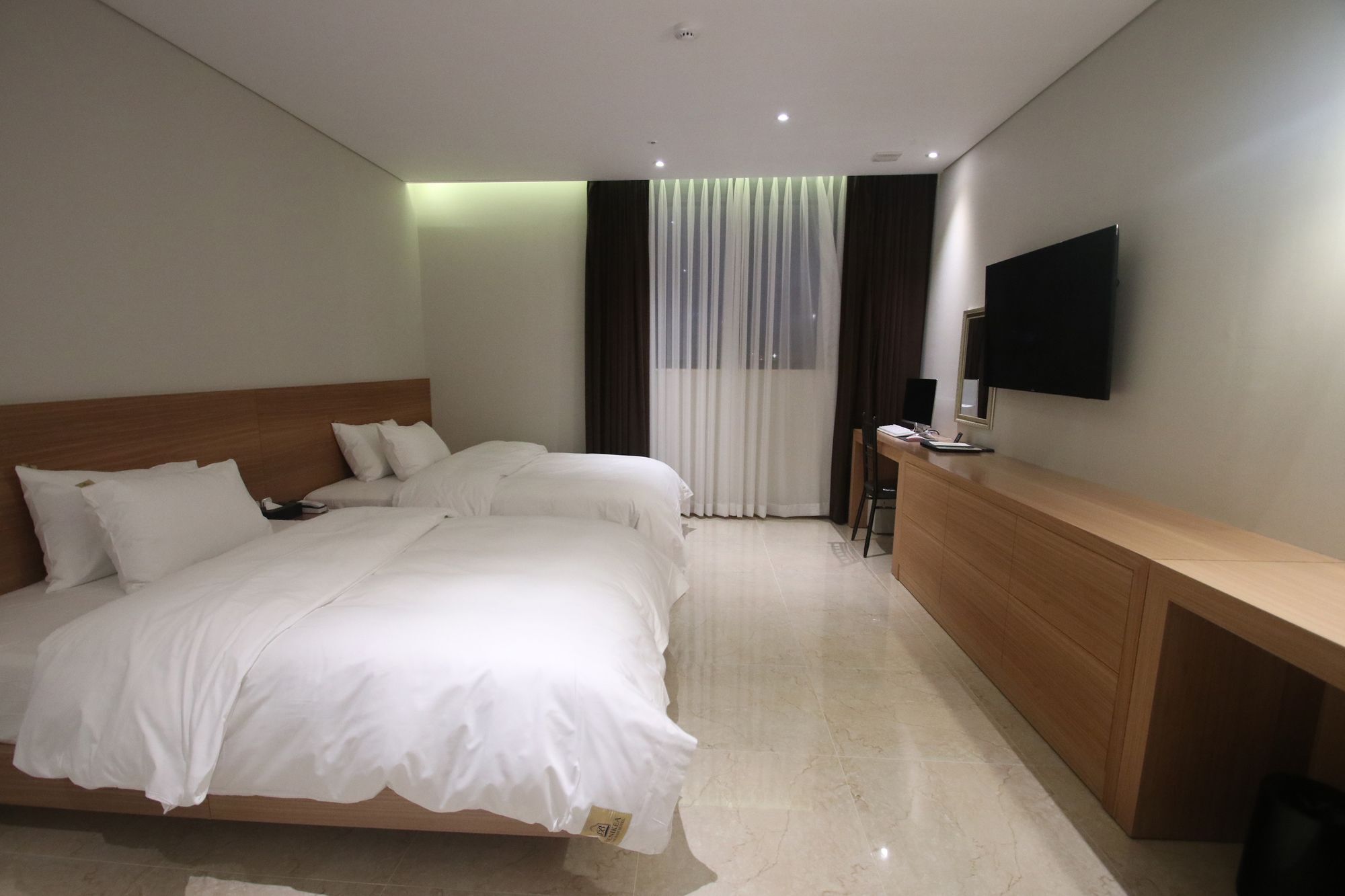 Benikea Hotel Yangsan Exterior foto